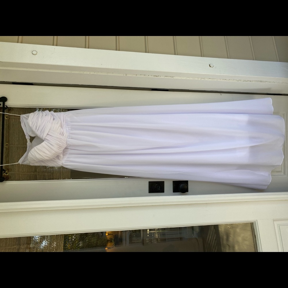 White strapless long dress